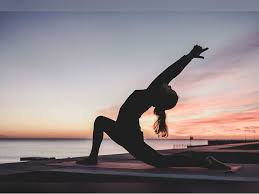 Yoga For Immunity: आपकी इम्यूनिटी को आसानी से बढ़ाते हैं ये 3 प्राणायाम आसन, डेली रुटीन में करें शामिल