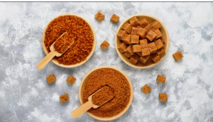 Brown Sugar Benefits: सेहत के लिए गजब की फायदेमंद है ब्राउन शुगर, आज ही सफेद चीनी को इससे करें रिप्लेस