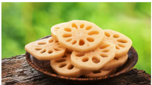 Kamal Kakdi Benefits: कोलेस्ट्रॉल के साथ वजन भी कंट्रोल में रखता है कमल ककड़ी का सेवन