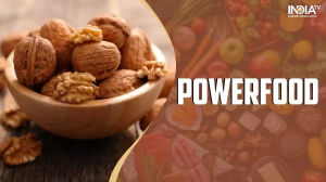 Powerfood: इन 5 खतरनाक बीमारियों को आसपास भी नहीं भटकने देता अखरोट, डाइट में ऐसे करें शामिल
