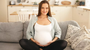 मुश्किल नहीं है 35 की उम्र के बाद भी मां बनना, एक्सपर्ट के बताए ये टिप्स कर सकते हैं कंसीव करने में मदद