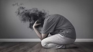 कहीं आप भी तो नहीं हो रहे हैं Depression का शिकार, इन आदतों को अपनाकर रखें अपना ख्याल