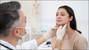 क्यों होता है थायराइड, जान लें लक्षण और आयुर्वेद में क्या है इसका इलाज?