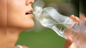 Water For Health: खाने के बिना तो कई दिन रह सकते हैं आप, पर क्या कभी सोचा बिना पानी कितने दिन तक रहा जा सकता है ?