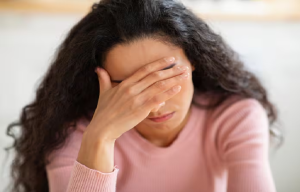 क्या होता है कोर्टिसोल हॉर्मोन? महिलाओं में इसका लेवल कम करने के लिए अपनाएं ये तरीके